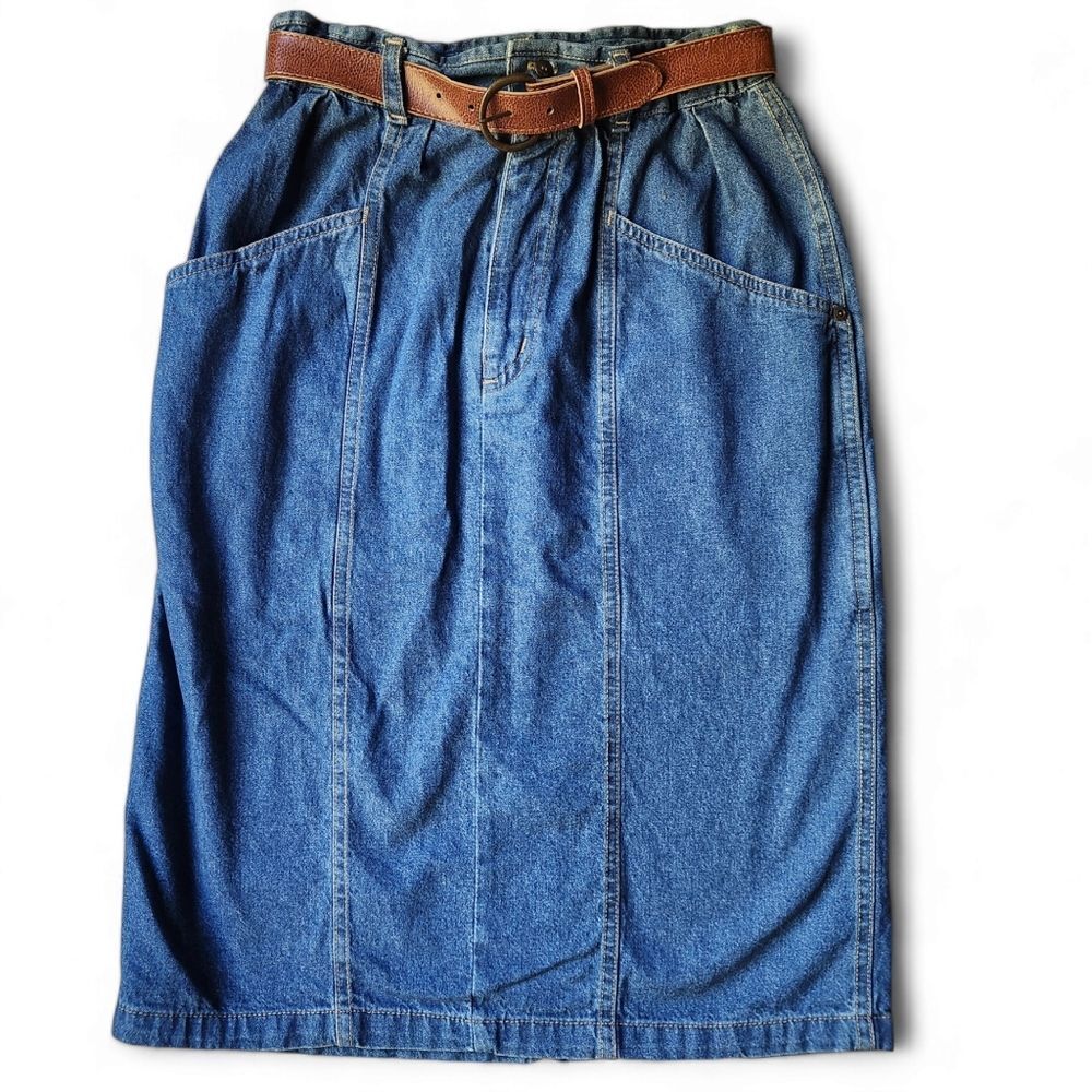 Vintage Cherokee denim MIDI skirt with belt. Size 6.